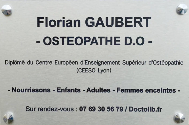 Plaque de Florian Gaubert, ostéopathe à Uchaud dans le Gard